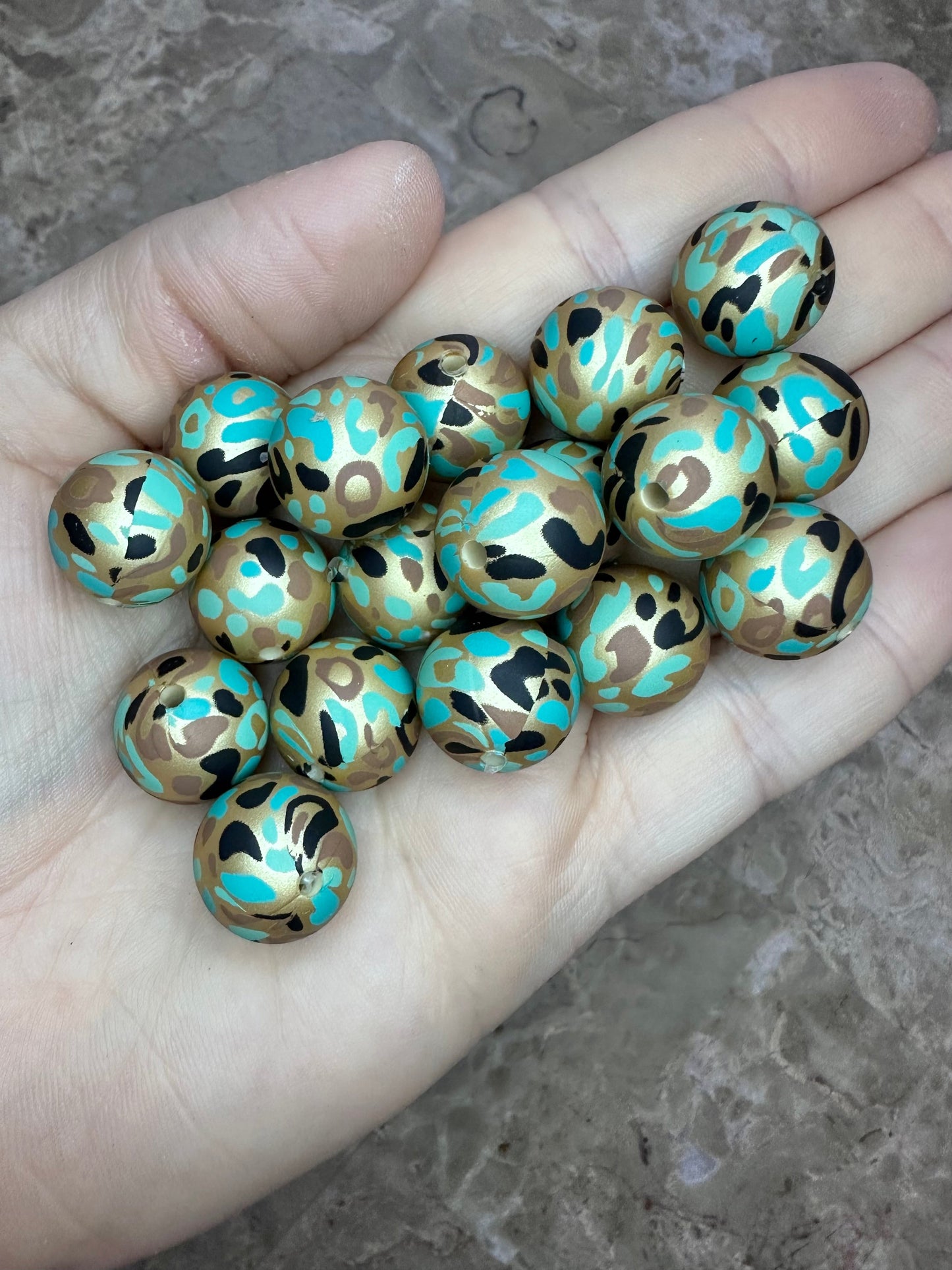 P256 Metallic Gold Wild & Free Leotah *Custom Print