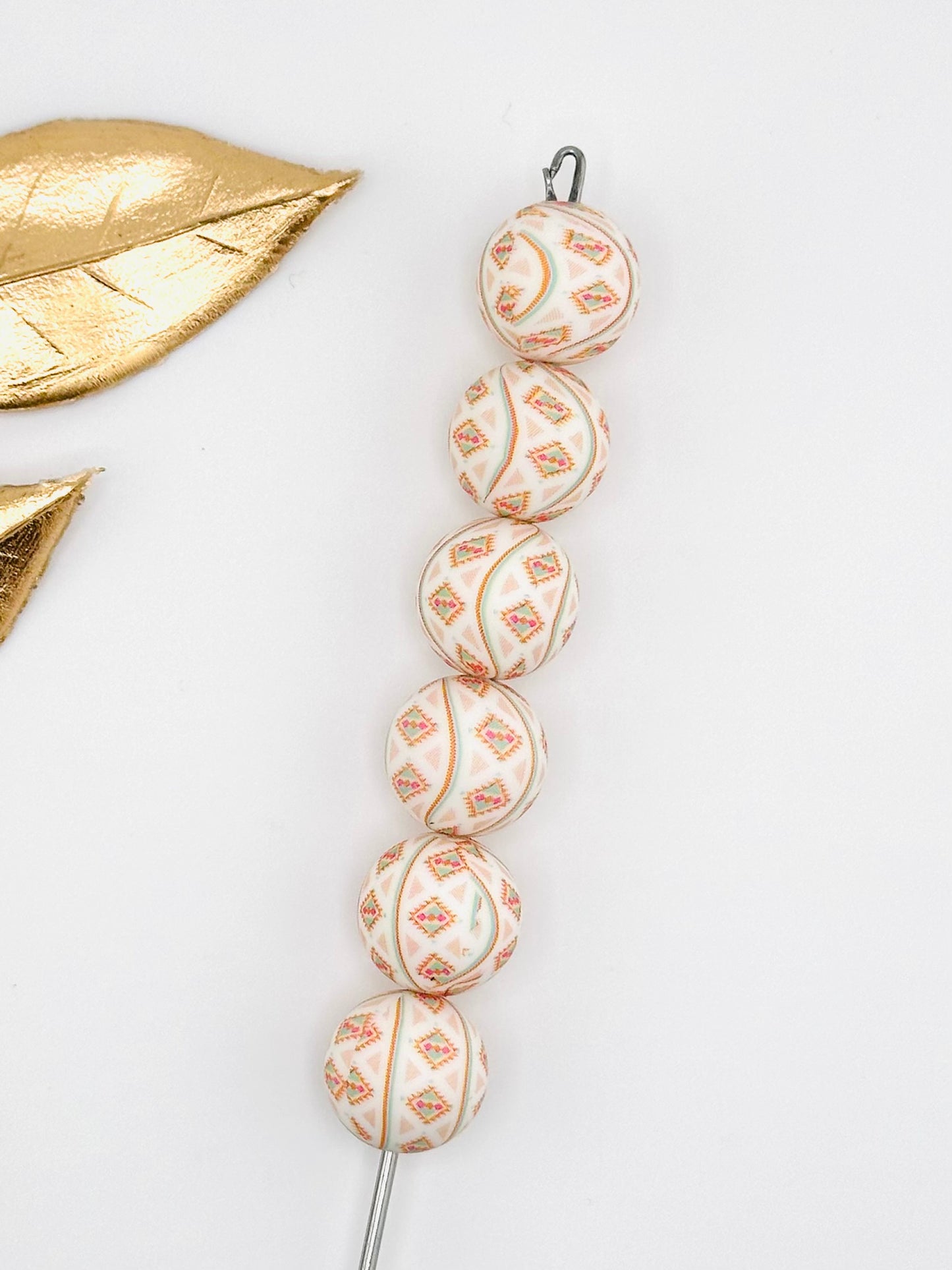 P298 White Diamond Weave 15mm Print