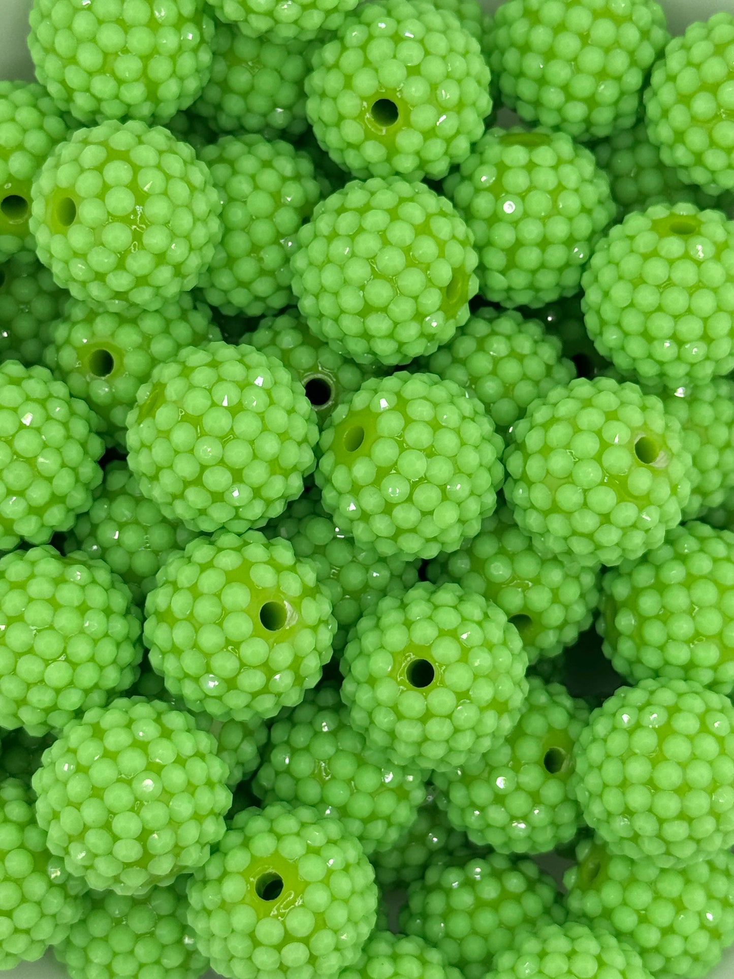 Waxberry Rhinestone 20mm Acrylic ~ Kiwi Green