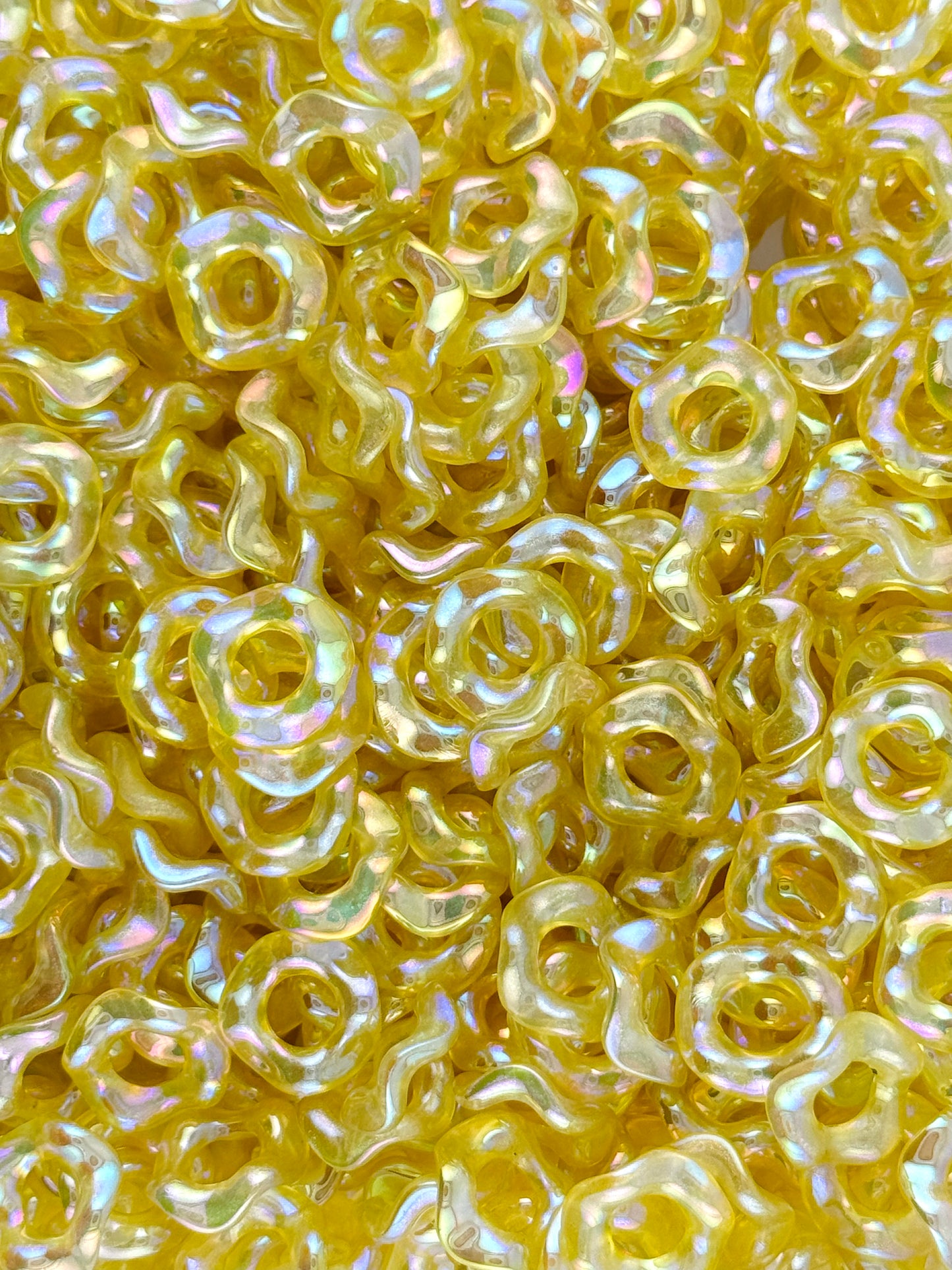 Wavy Acrylic 15mm Spacers (10ct)