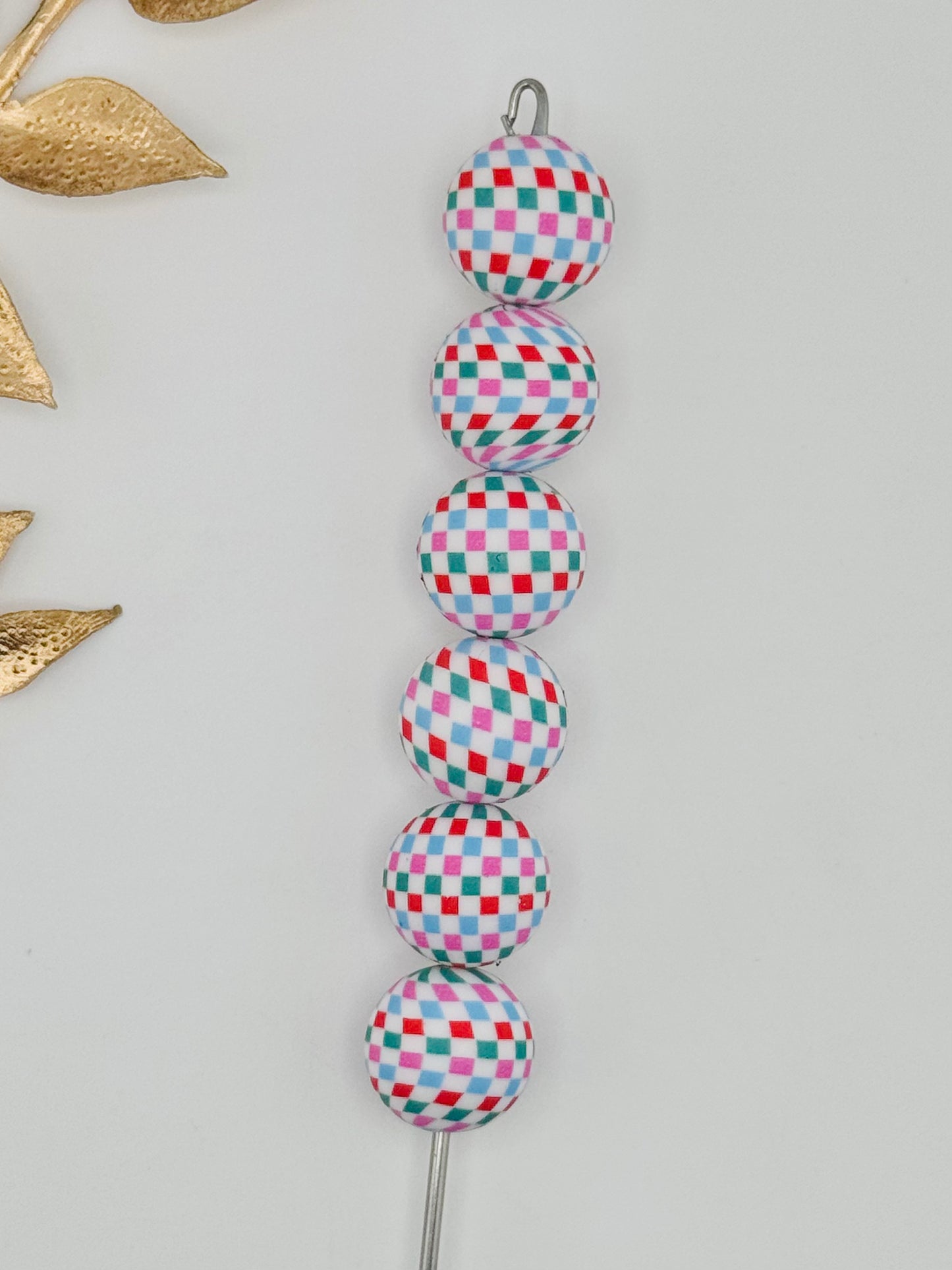 P304 Merry and Bright Checker Print