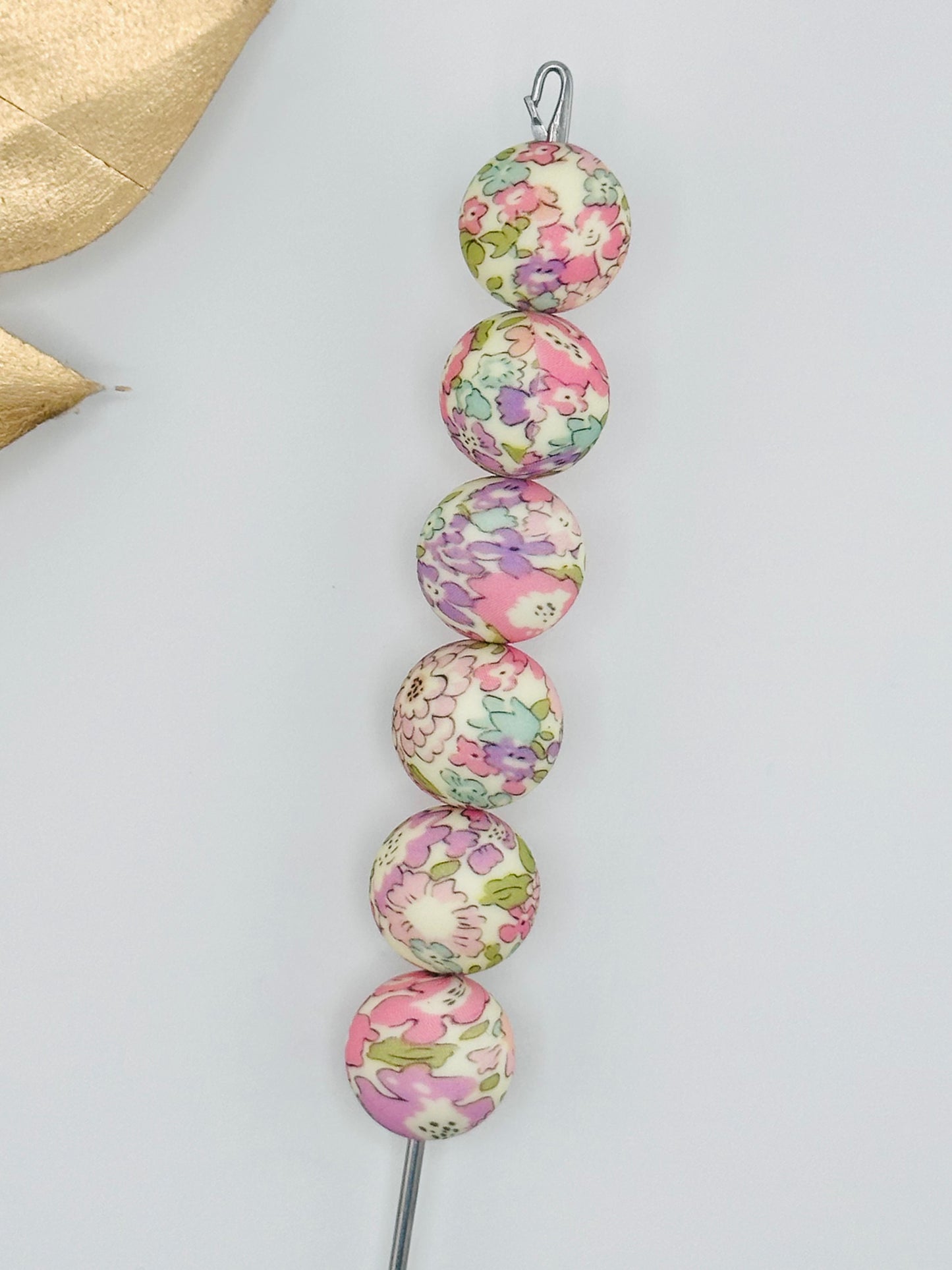 P410 Gracelyn Petals Print