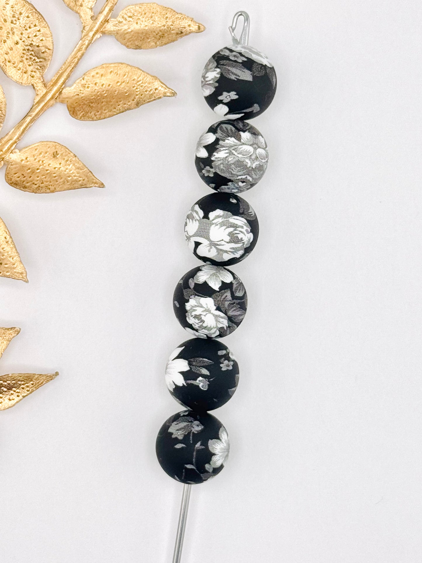 P34 Black Floral Print