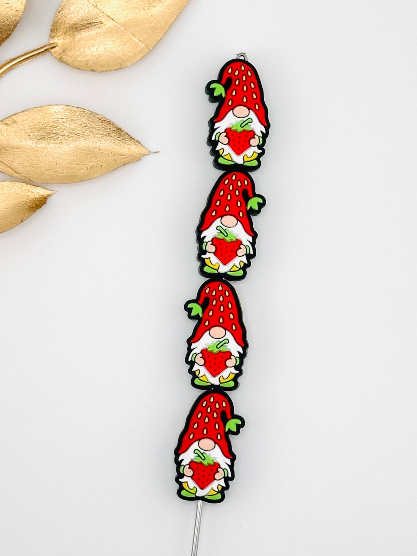 Strawberry Gnome Focal