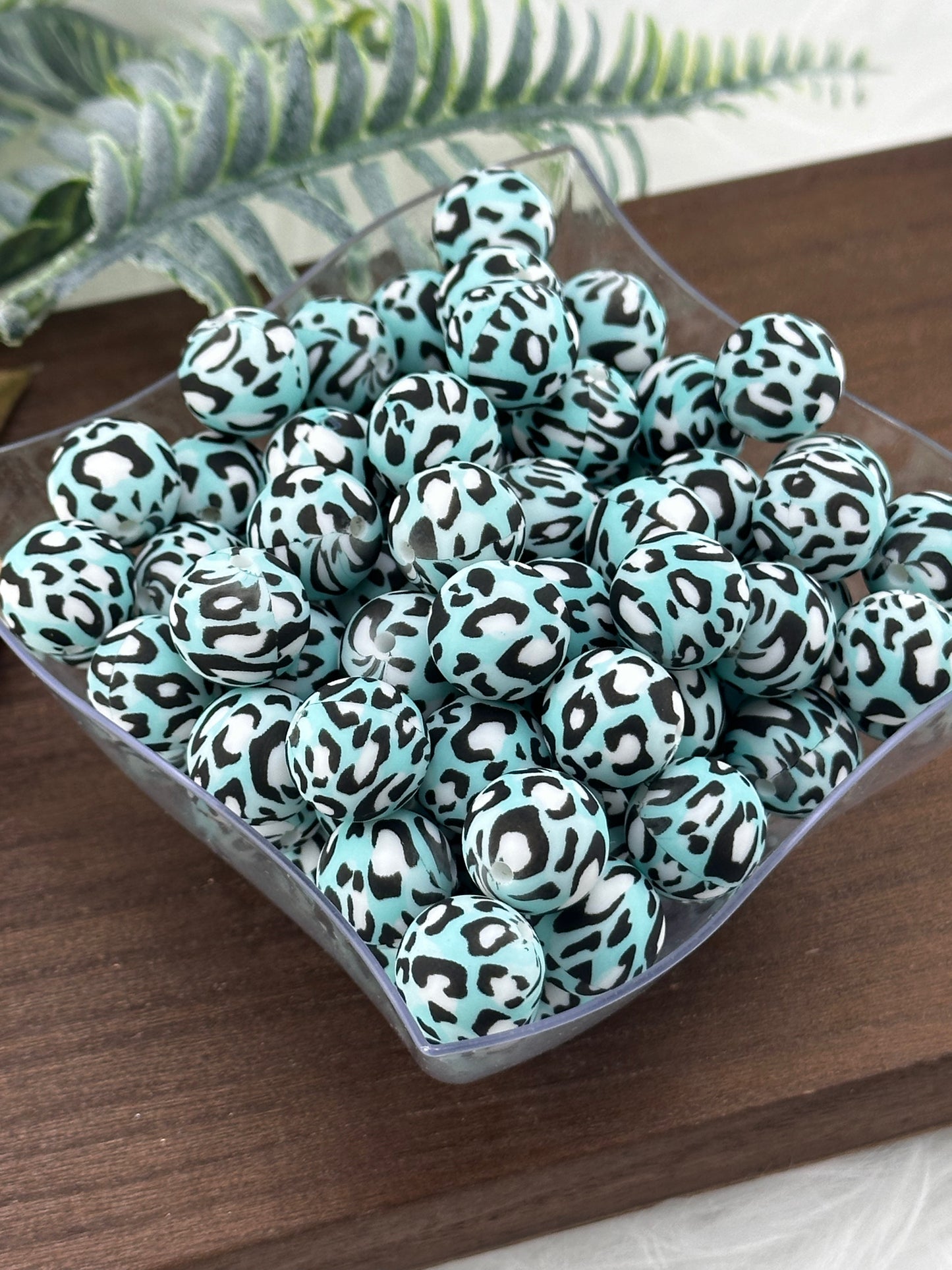 P384 Icy Mint Leopard 15mm Print