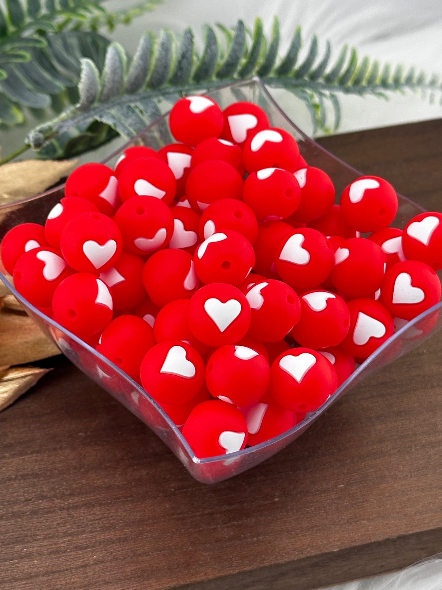 P390 Embossed Red/White Heart 15mm