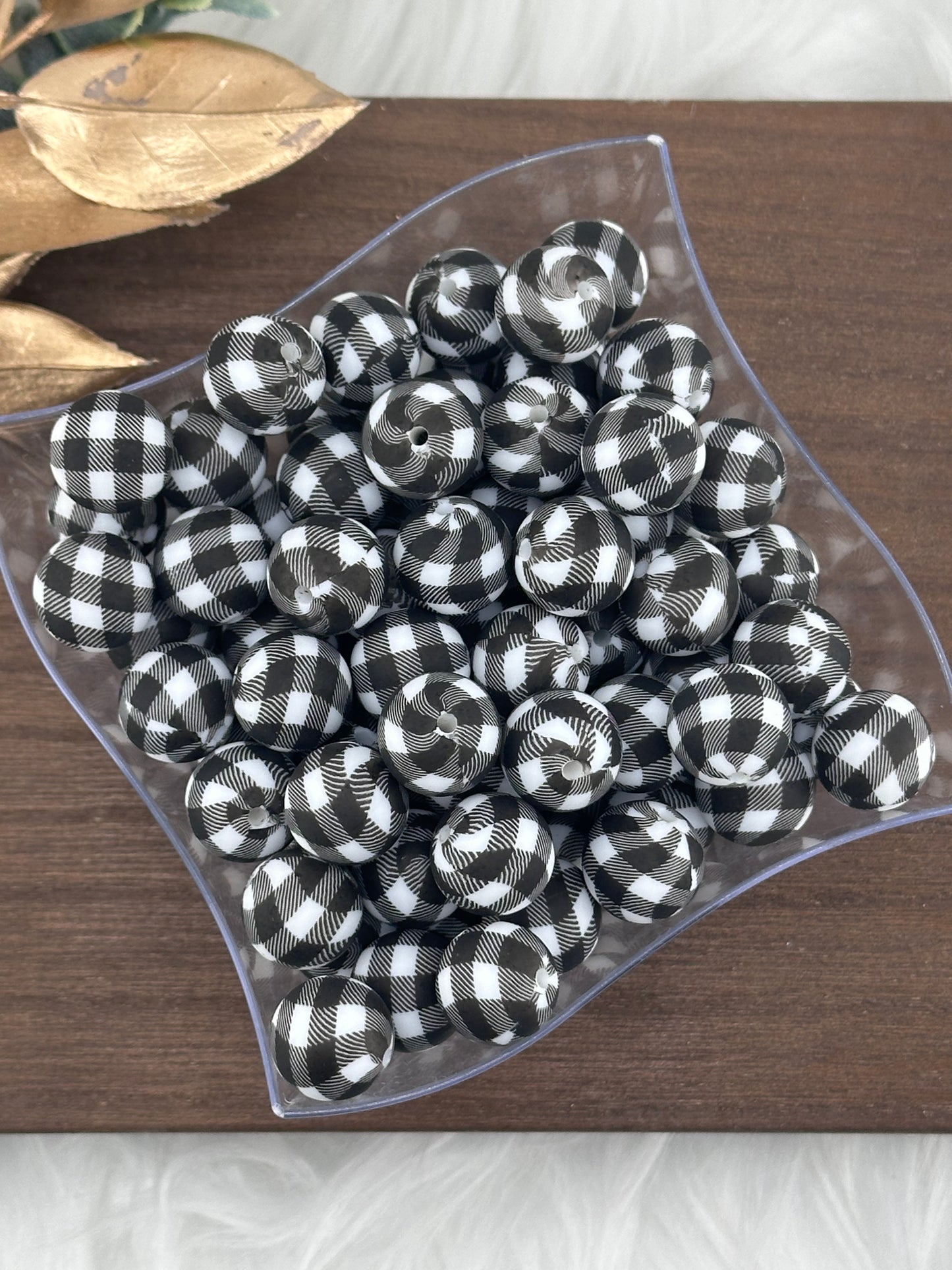 P112 White Plaid Print