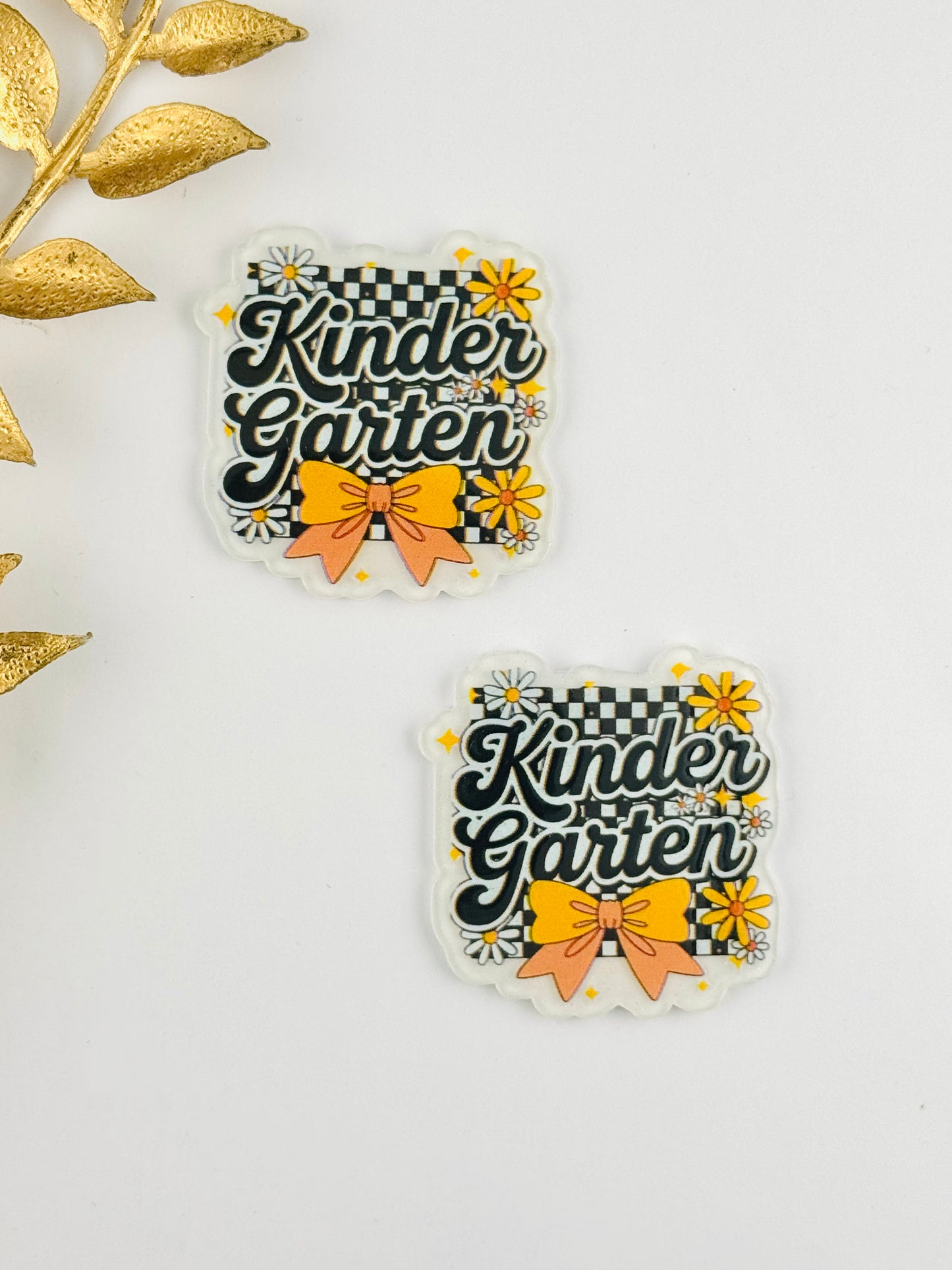 Glitter Acrylic Flatback ~ 1011T ~ Kindergarten