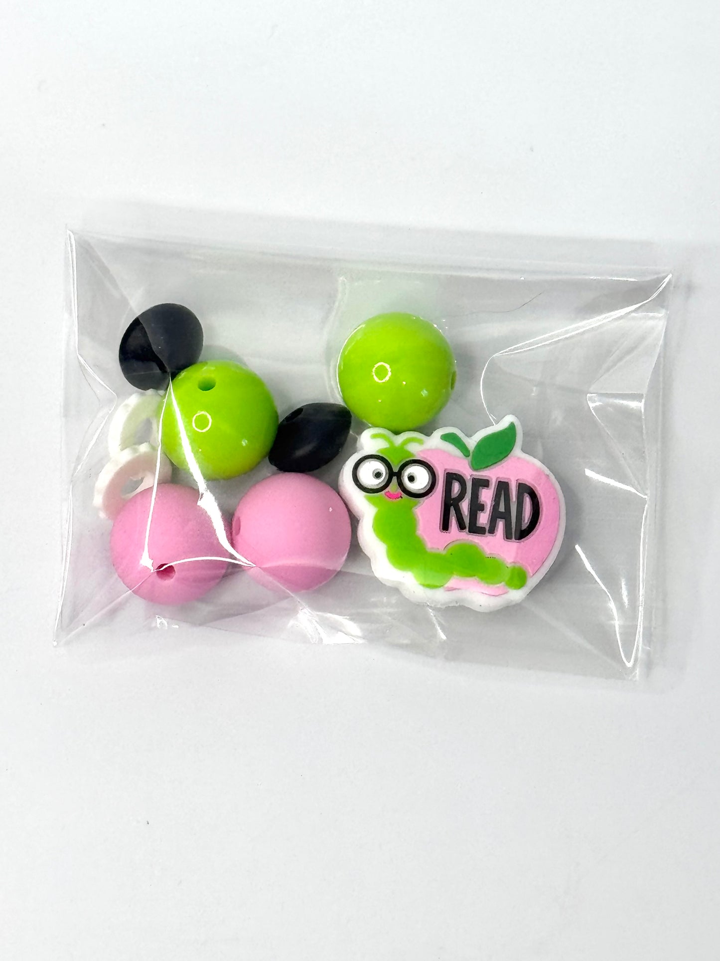 Bead Bag - Pink Apple Read