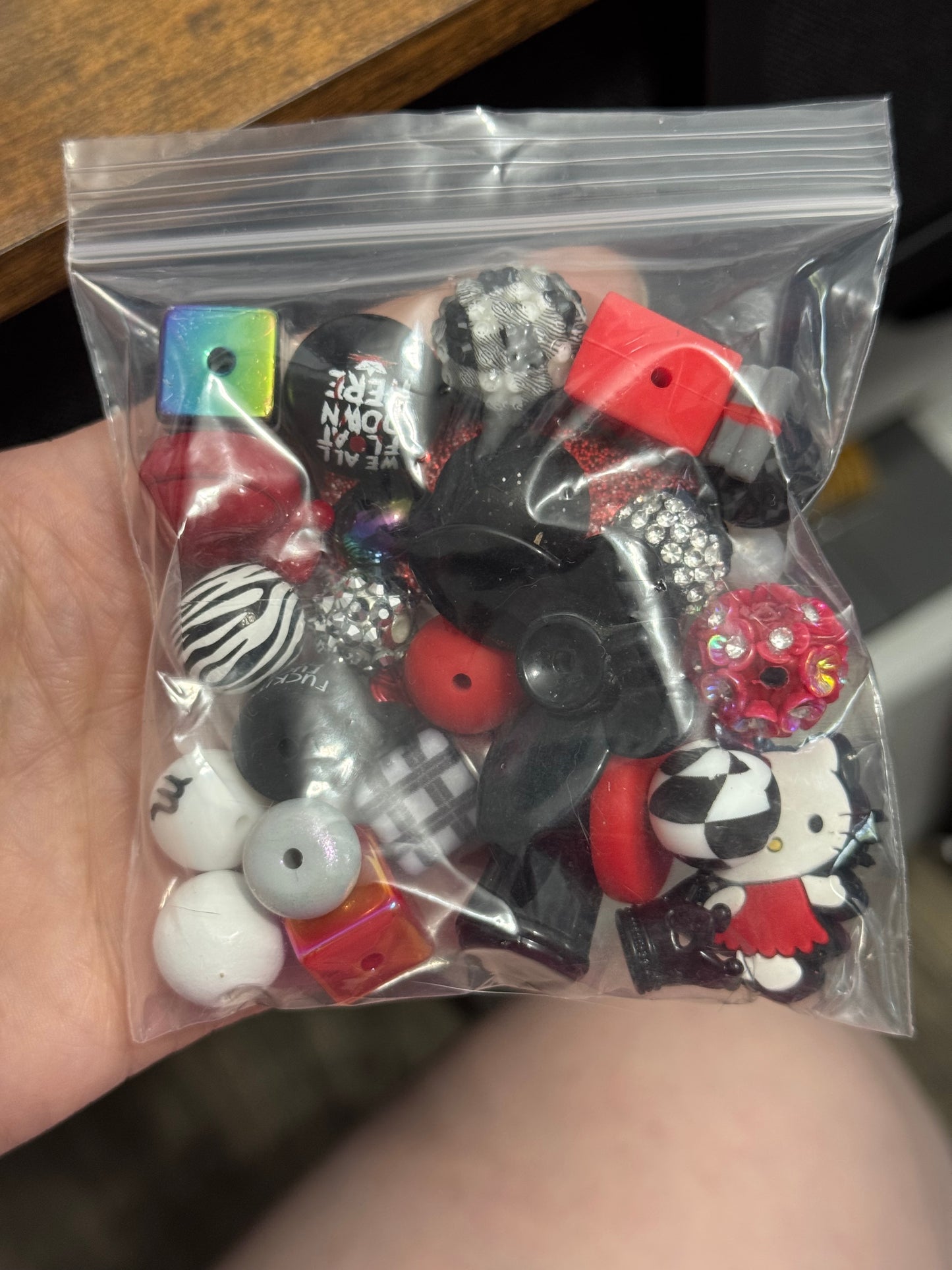 Destash Auction : Curated Chaos Bag #26
