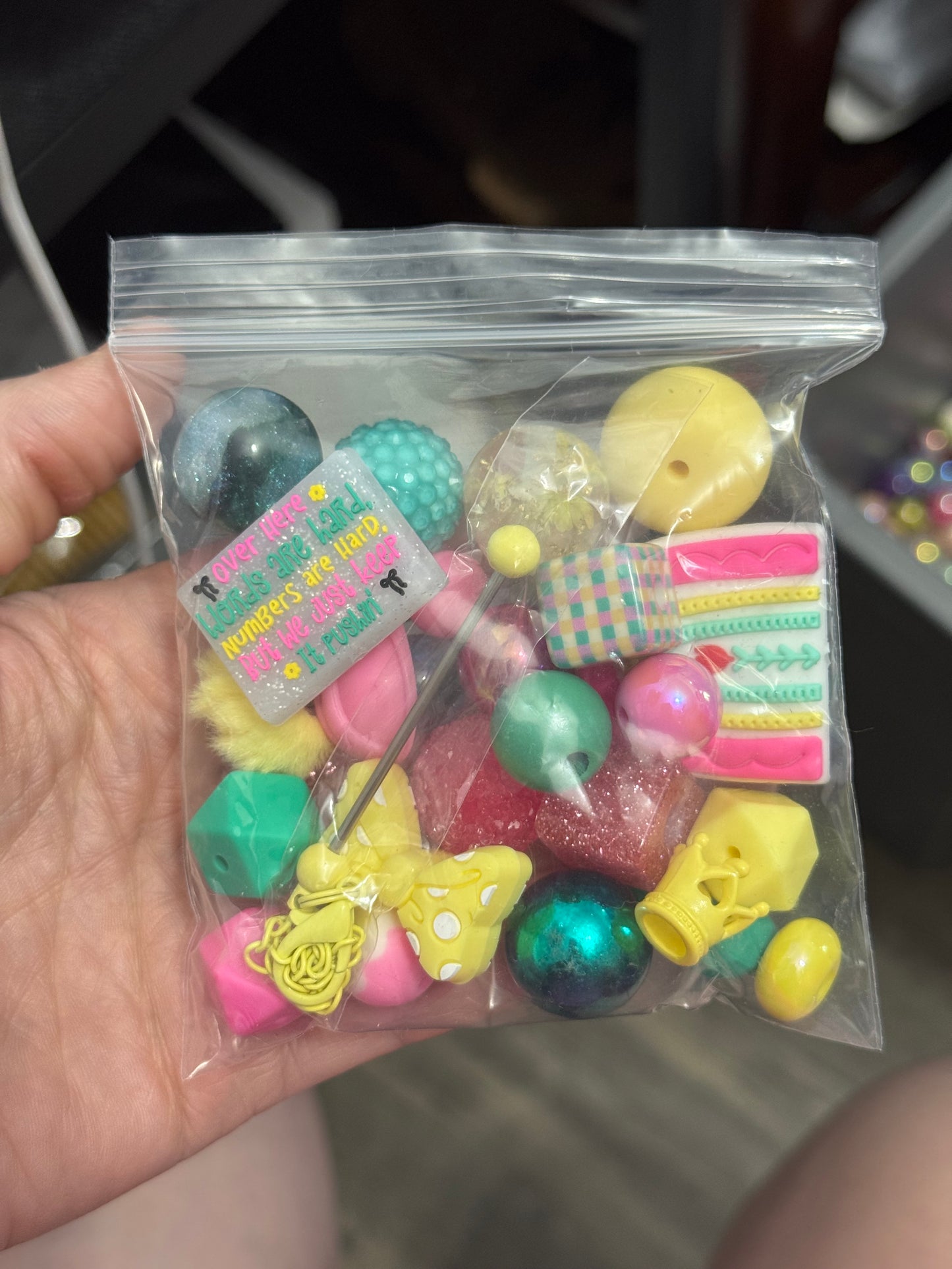 Destash Auction : Curated Chaos Bag #31