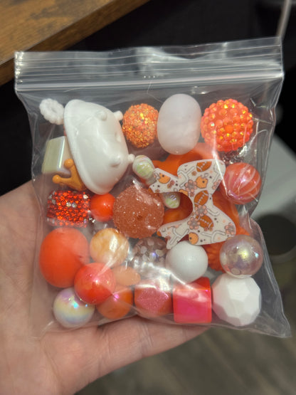 Destash Auction : Curated Chaos Bag #22