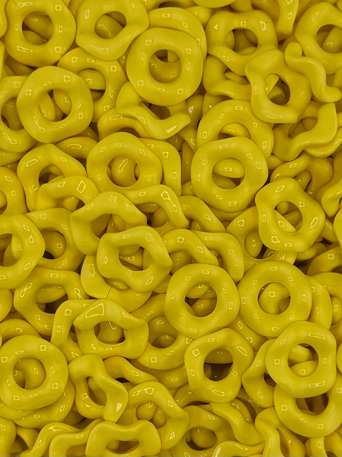 Wavy Acrylic 15mm Spacers (10ct)