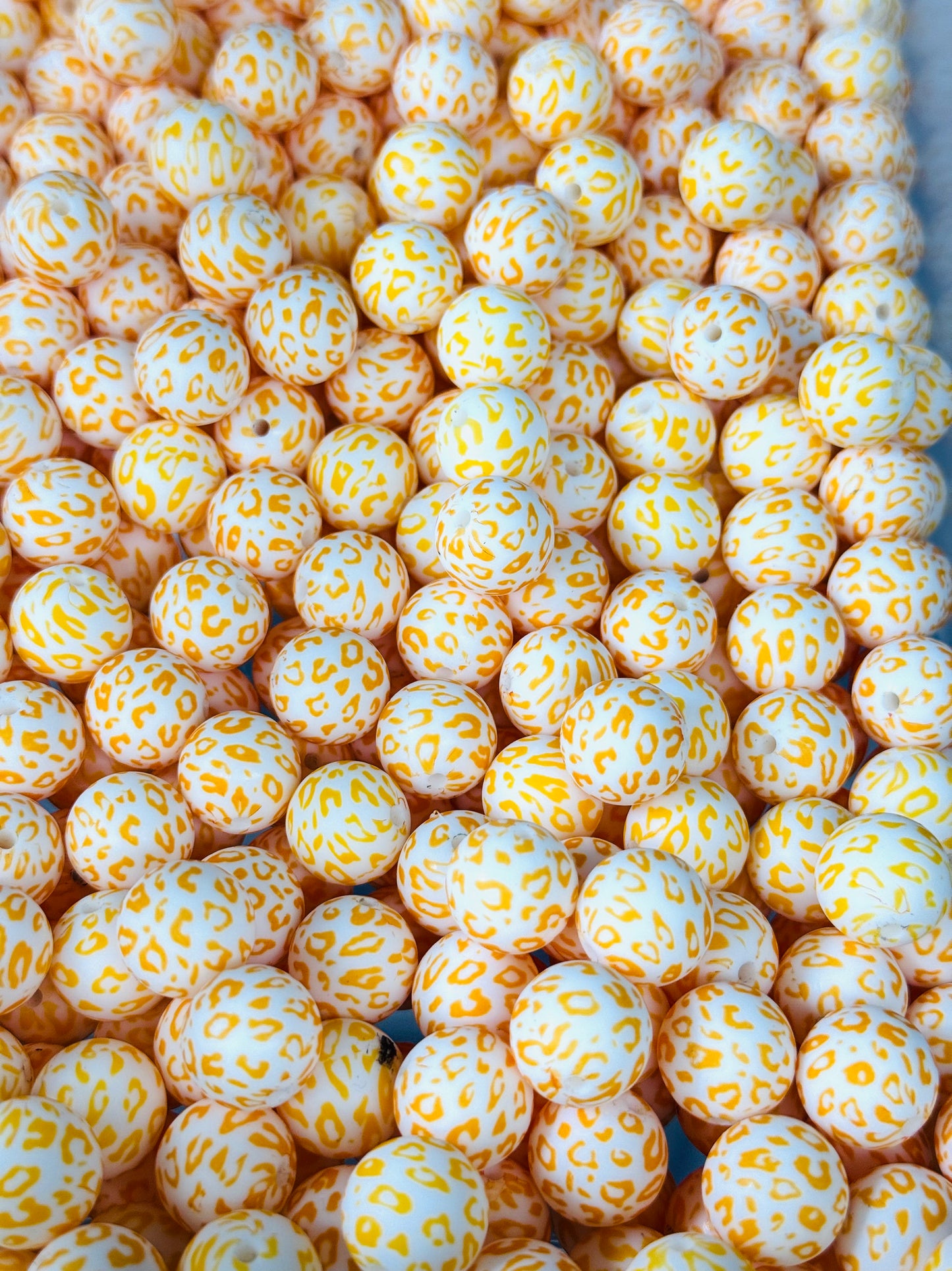 Orangeade Cheetah Print 15mm Silicone Beads