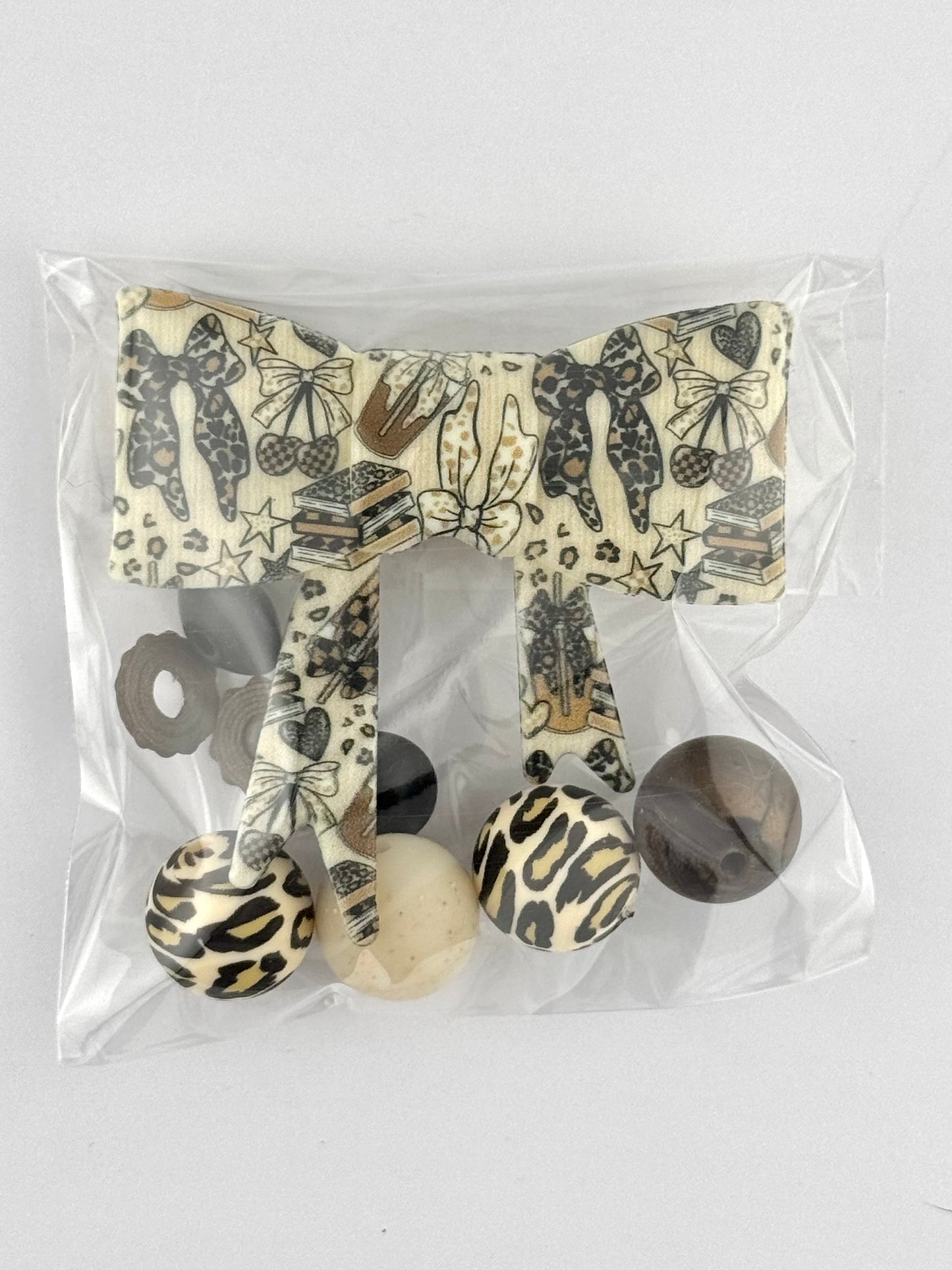 Bead Bag - Leopard Coquette Reader Bow