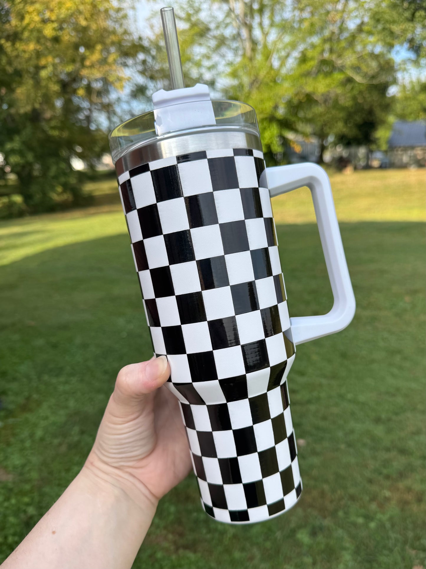 Monochrome Madness Auction (Read Description for Product List and Details)