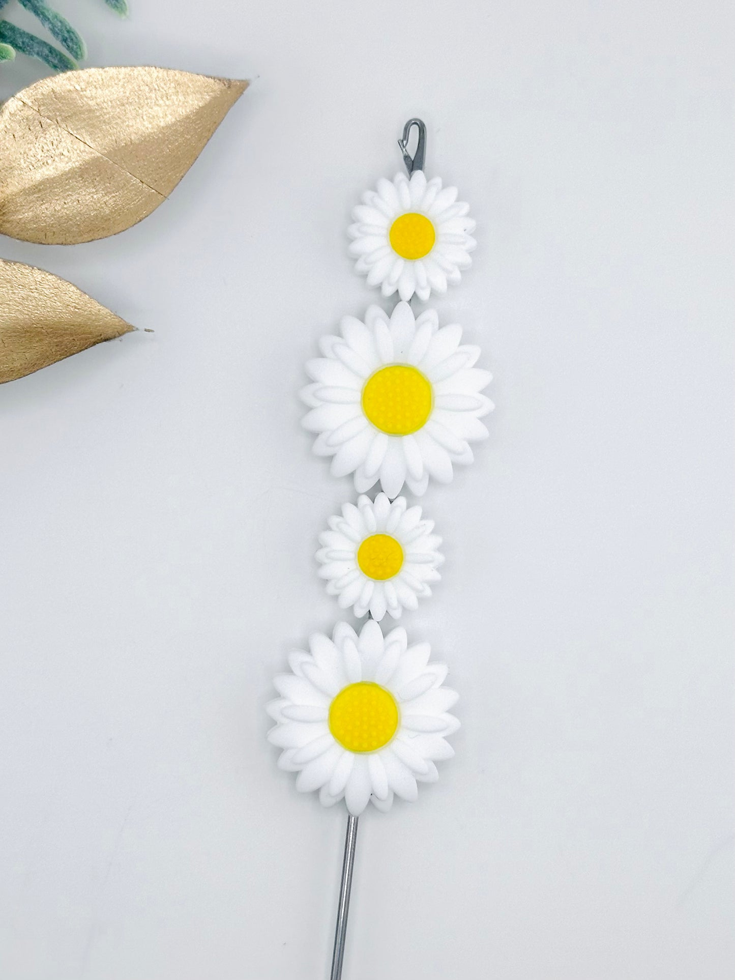 Original White Daisy Focal