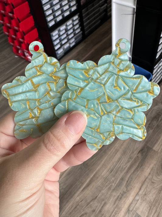 Acrylic Ornament Blank ~ Mint GoldFlake