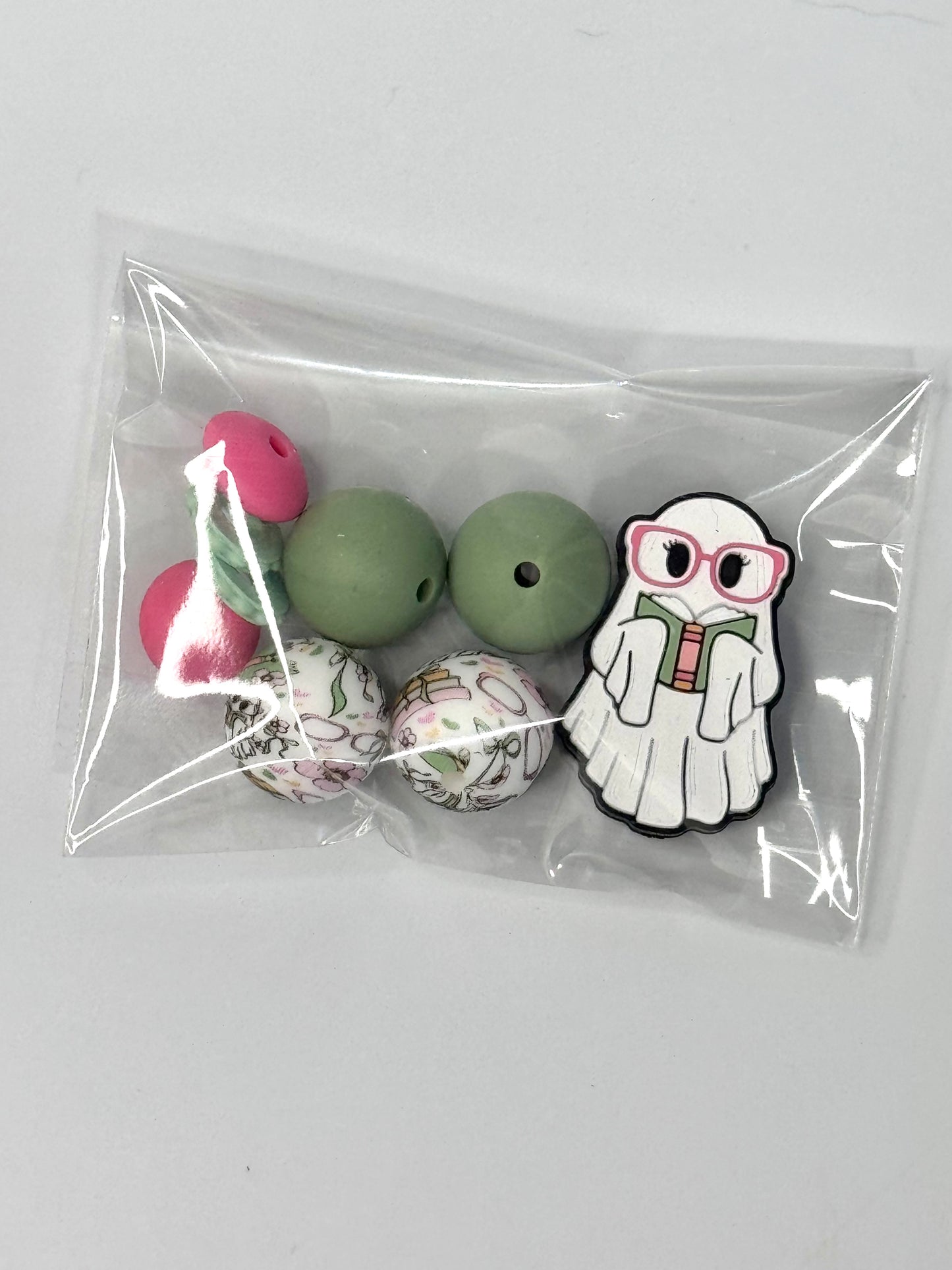 Bead Bag - Georgie Book Ghost