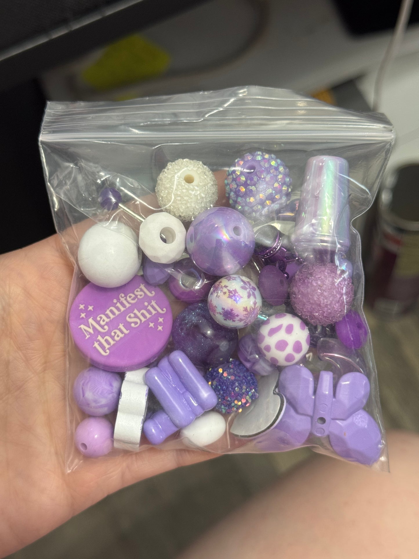 Destash Auction : Curated Chaos Bag #10