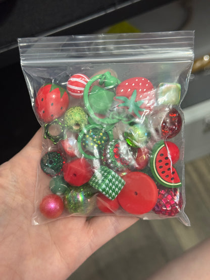 Destash Auction : Curated Chaos Bag #6