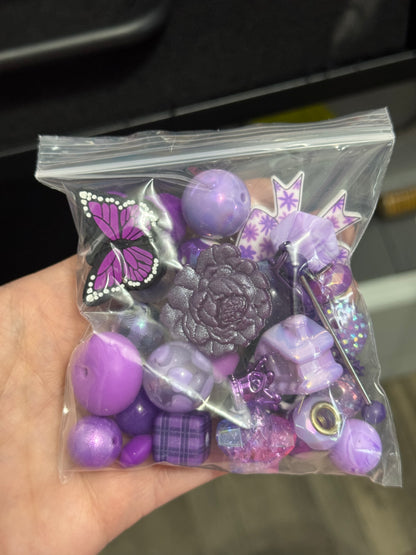 Destash Auction : Curated Chaos Bag #3