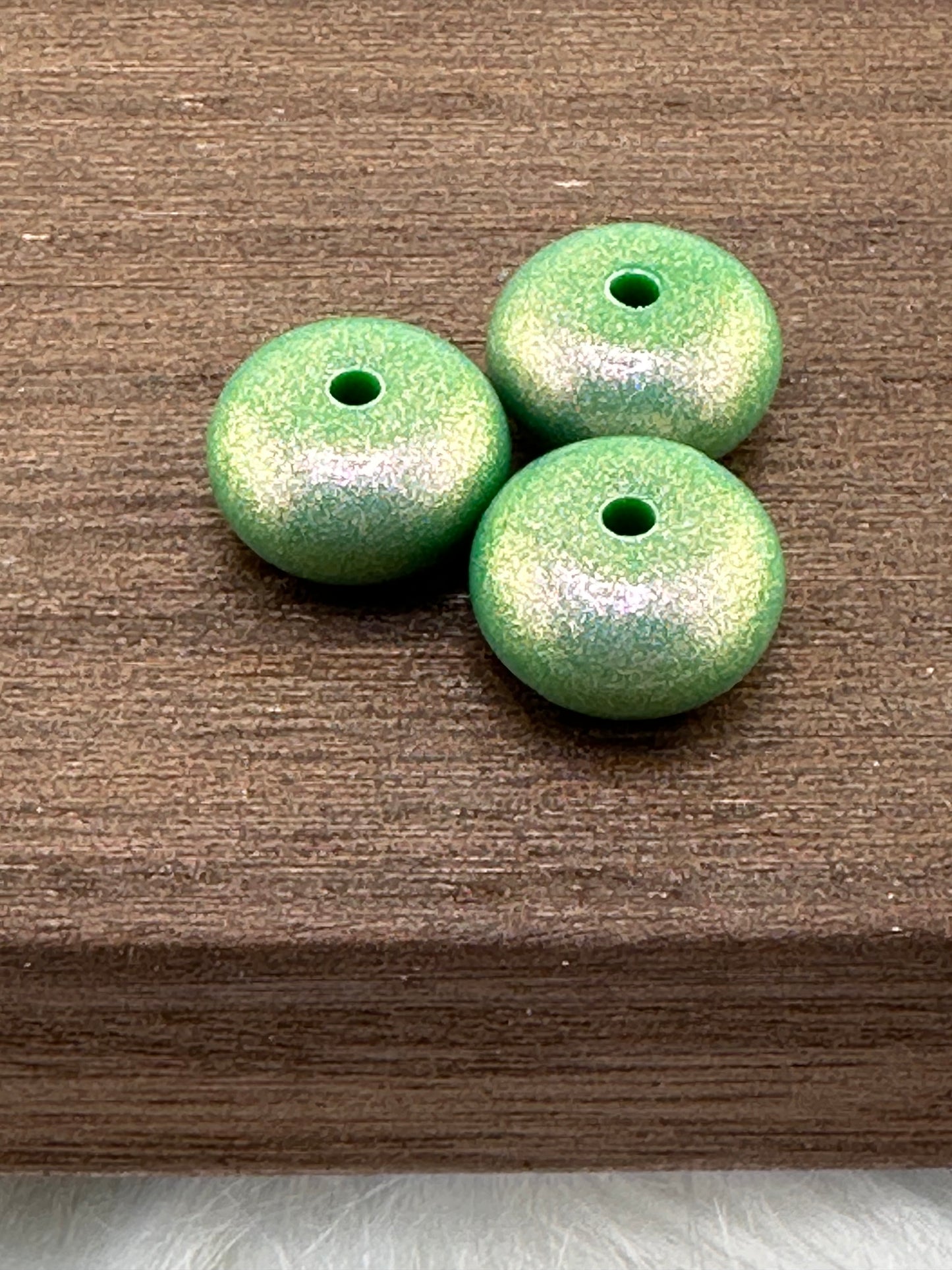 Opal #120 Christmas Green 14mm Abacus