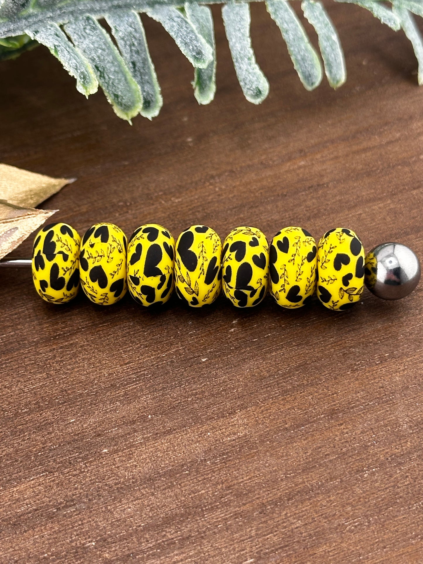 P349 Yellow Vine of Hearts *Exclusive 14mm Abacus