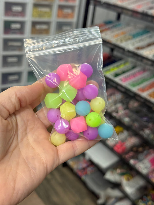 Glow Silicone Mix Pack (25ct)