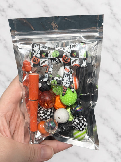 Spooky Checker – First Dibs Curated Pen + Bow Bead Bag