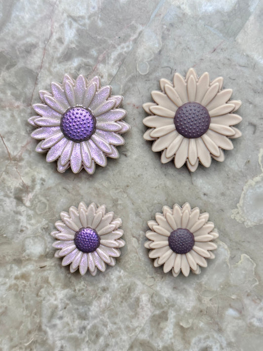 New Taupe Daisy