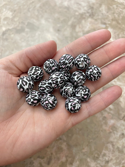 P202 Posh Leopard Bead