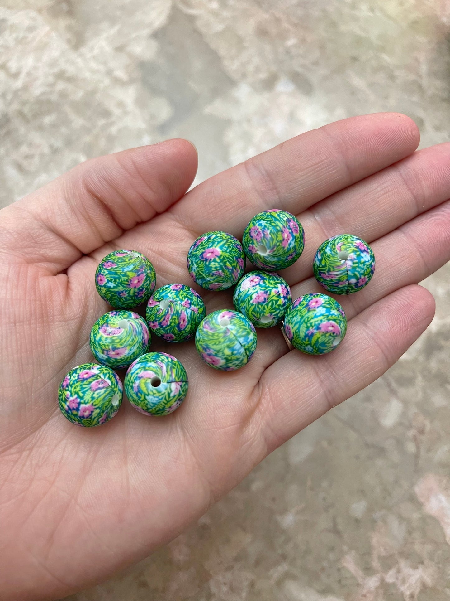 P216 Meadow Print Bead